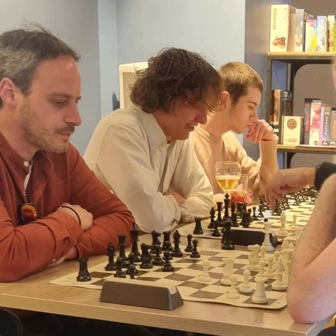 Remplissez votre bar en semaine avec les soirées échecs ChessBar