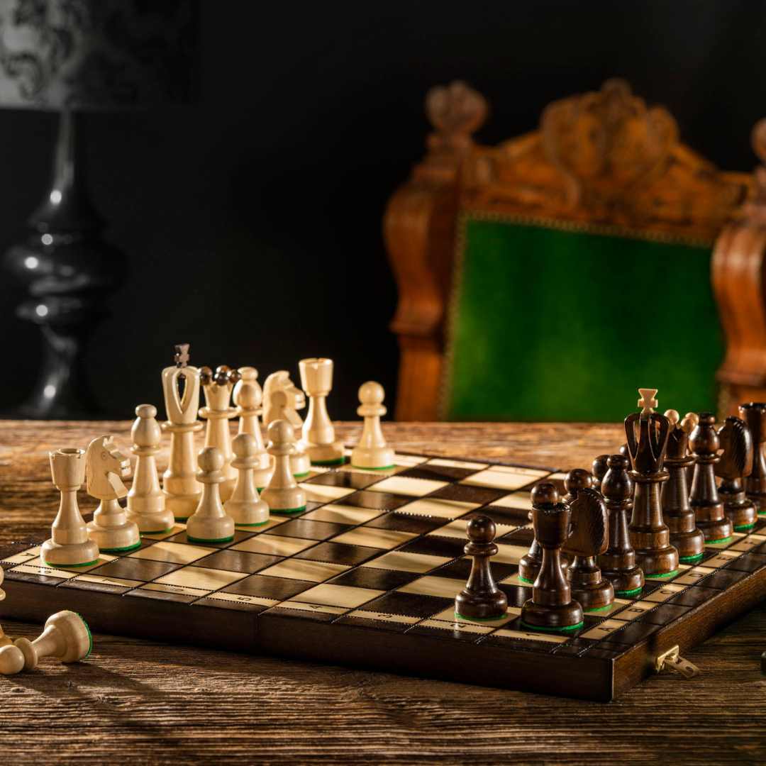 ACE - Echiquier Artisanal Décoratif en Bois de Charme et Hêtre - Taille 4 - 42x42cm