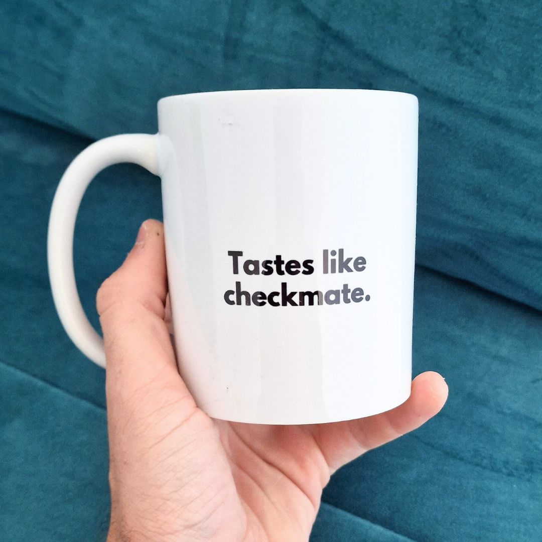 Mug céramique - "Tastes Like Checkmate"