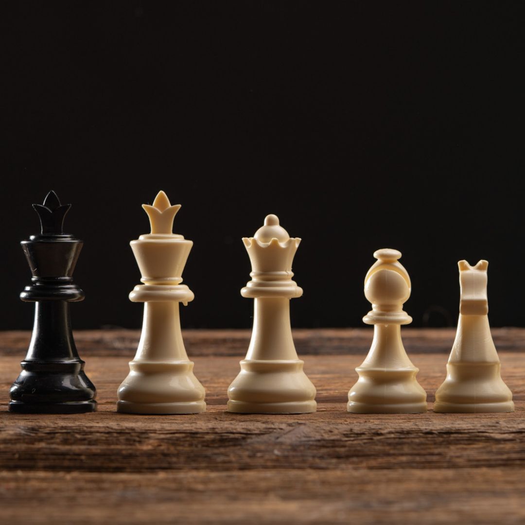 Pièces d'échecs en plastique - Modèle Staunton
